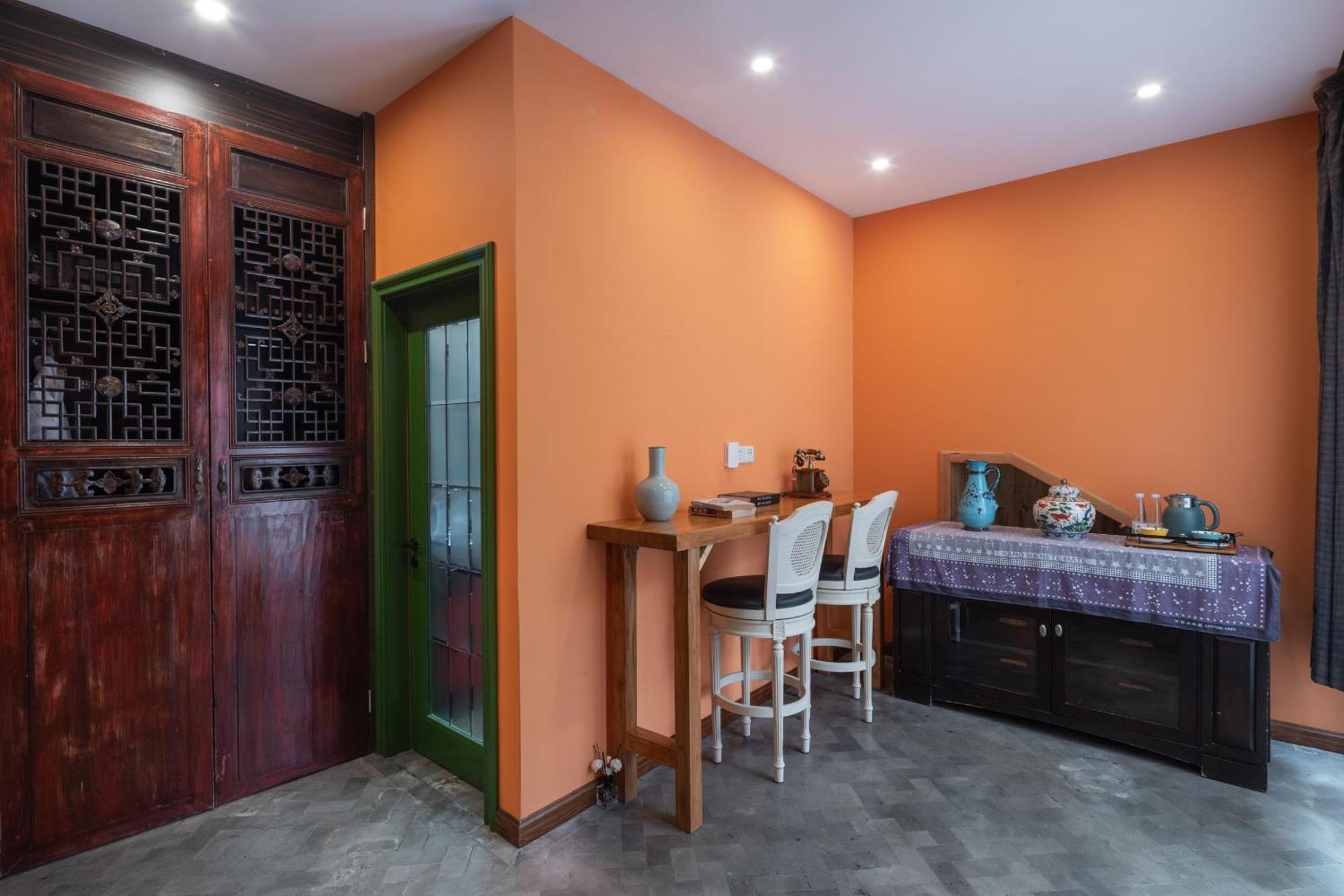 Hotel Cote Cour Deductive Beijing - Quadrangle Close To Tiananmen Square & Forbidden City & Nanluoguxiang, Walk To Wangfujing, English Speaking, Free Wifi, Free Laundry, Free Wonton & Noodles With Tour Ticket Service, Free Selfies With Ancient Costum Экстерьер фото