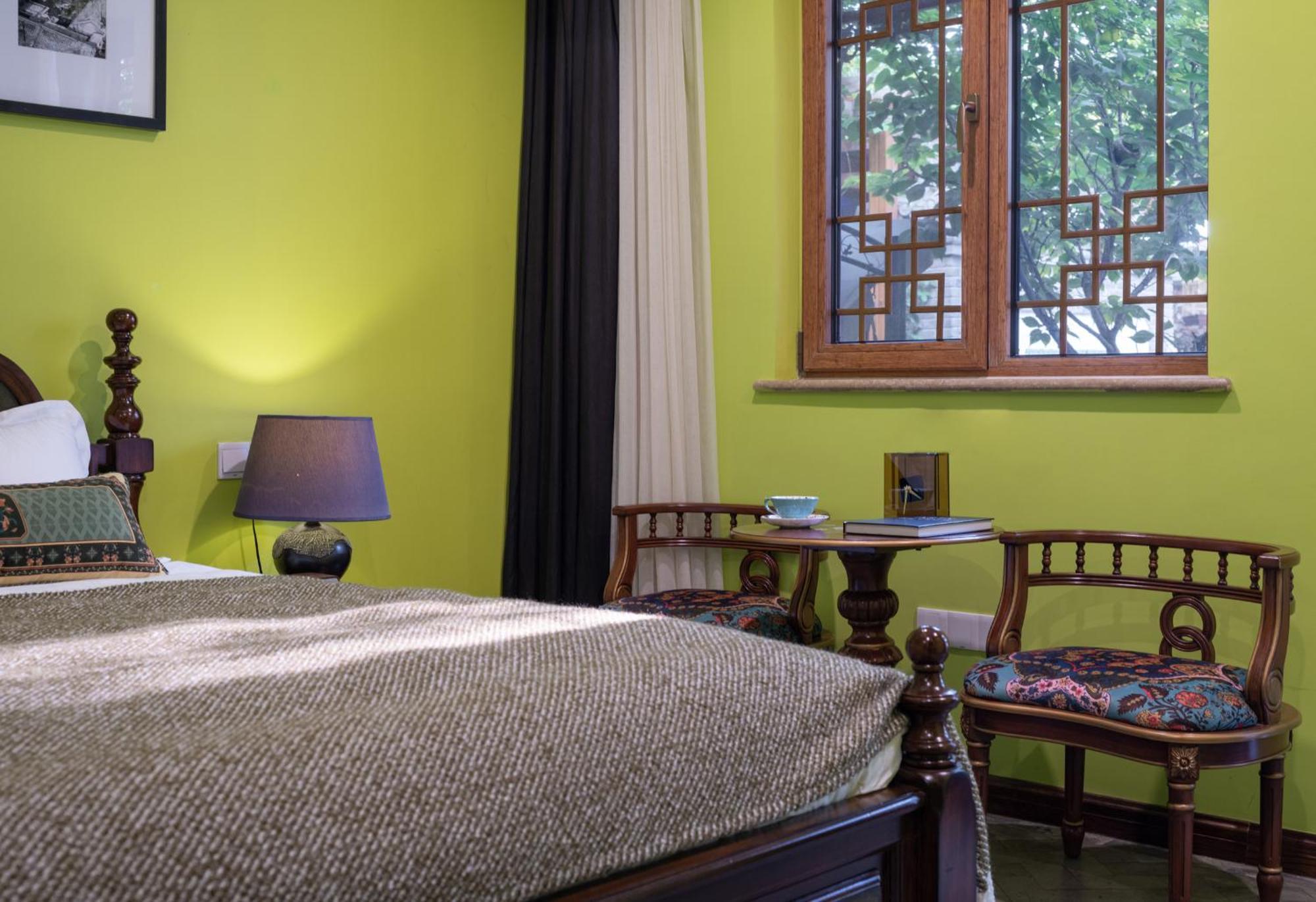 Hotel Cote Cour Deductive Beijing - Quadrangle Close To Tiananmen Square & Forbidden City & Nanluoguxiang, Walk To Wangfujing, English Speaking, Free Wifi, Free Laundry, Free Wonton & Noodles With Tour Ticket Service, Free Selfies With Ancient Costum Экстерьер фото